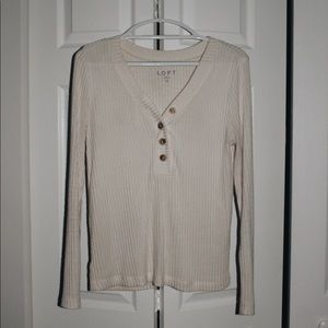 LOFT ribbed button up top!
